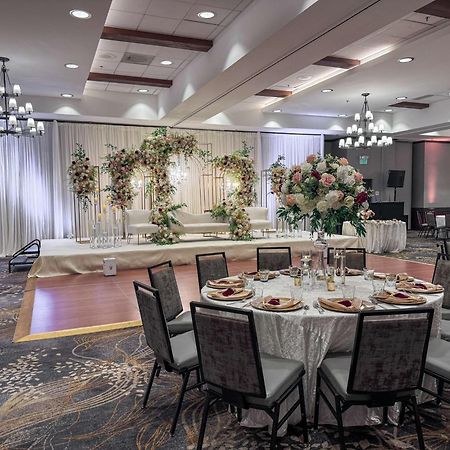 Hilton Sacramento Arden West Hotel Екстериор снимка
