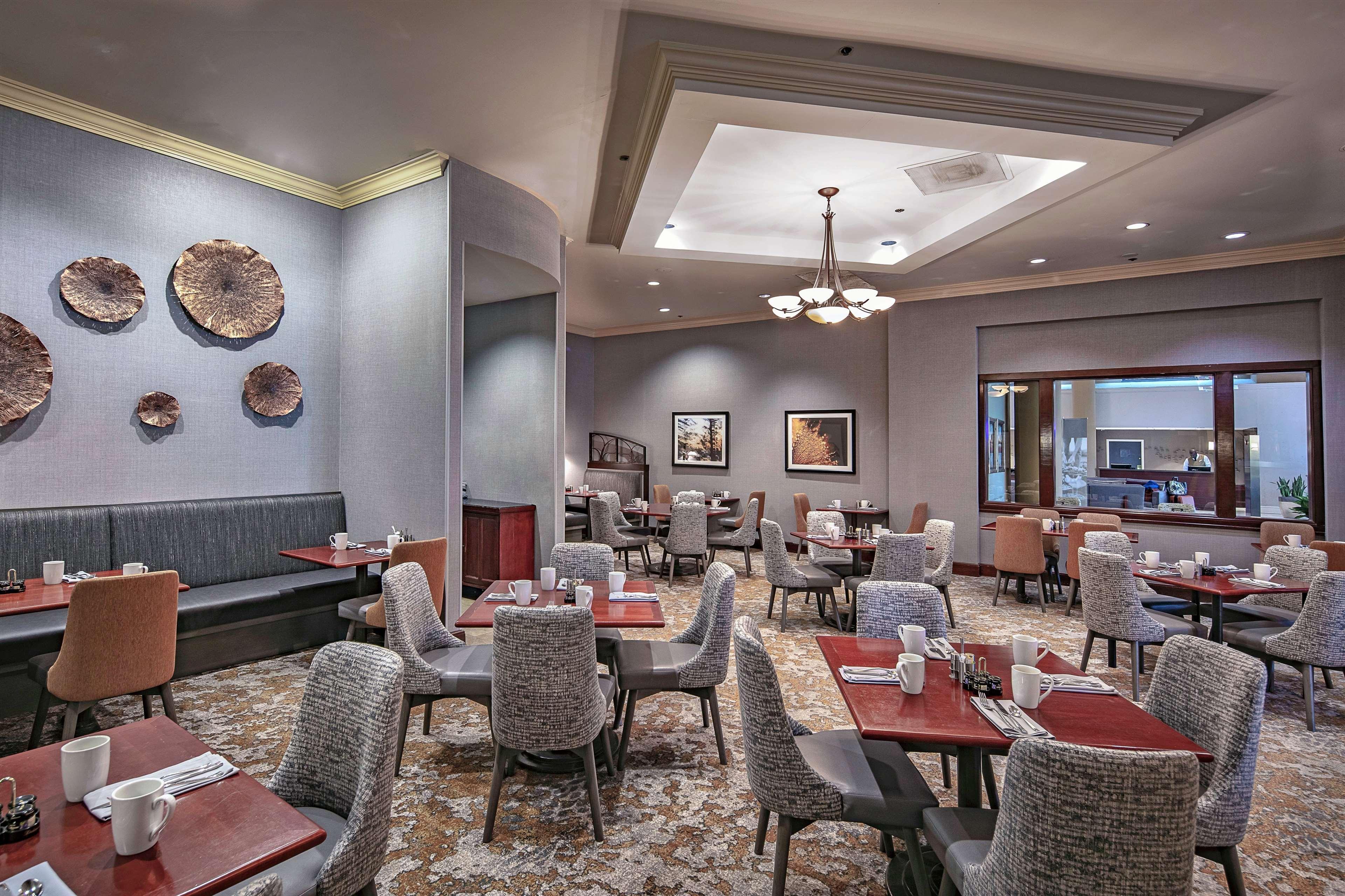 Hilton Sacramento Arden West Hotel Екстериор снимка