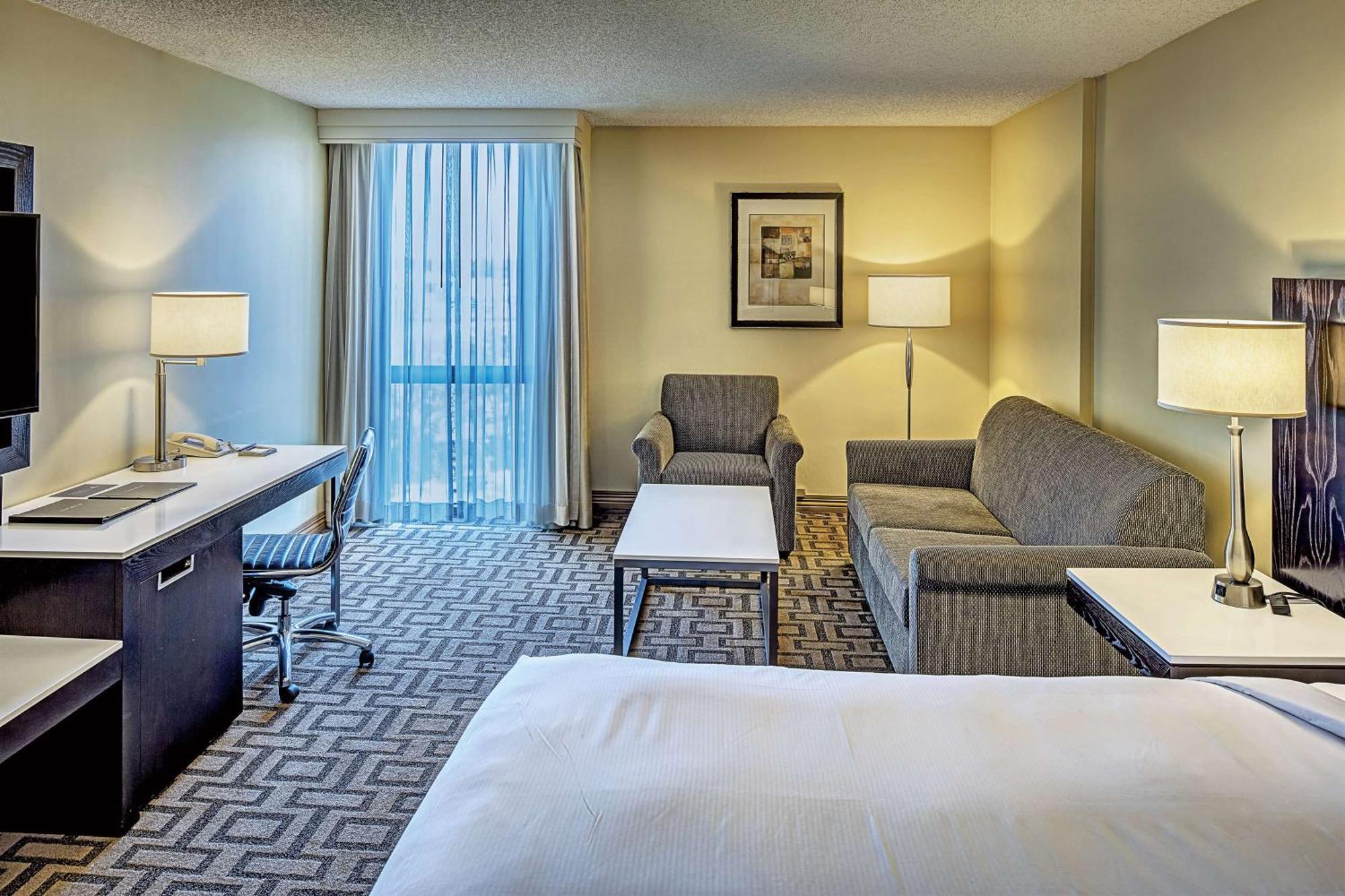Hilton Sacramento Arden West Hotel Екстериор снимка