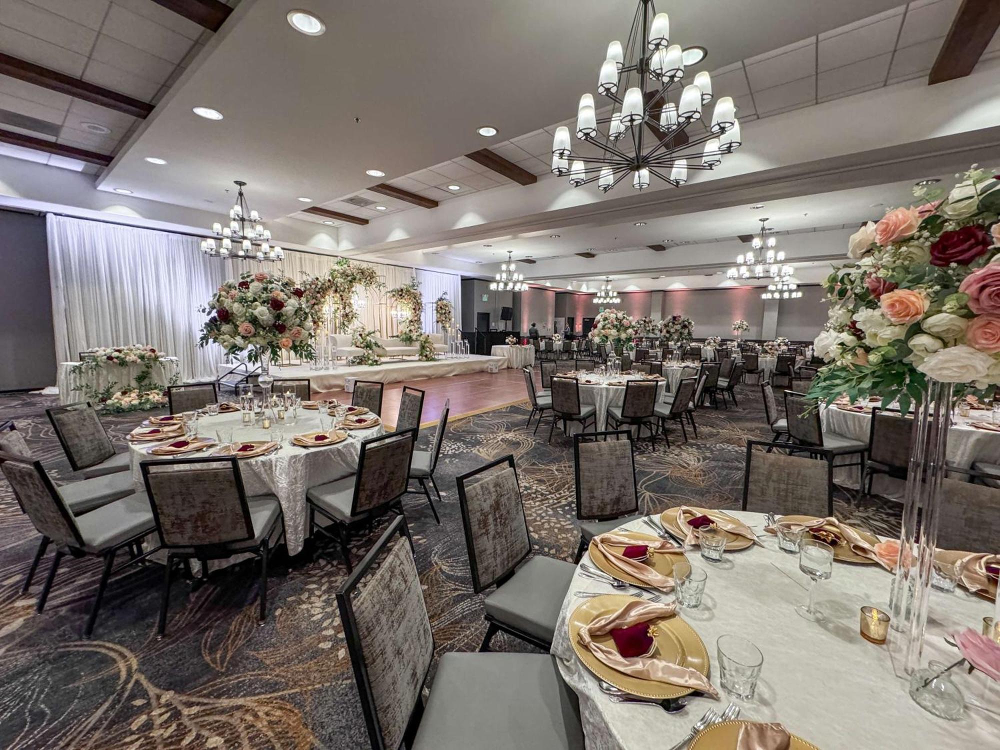 Hilton Sacramento Arden West Hotel Екстериор снимка