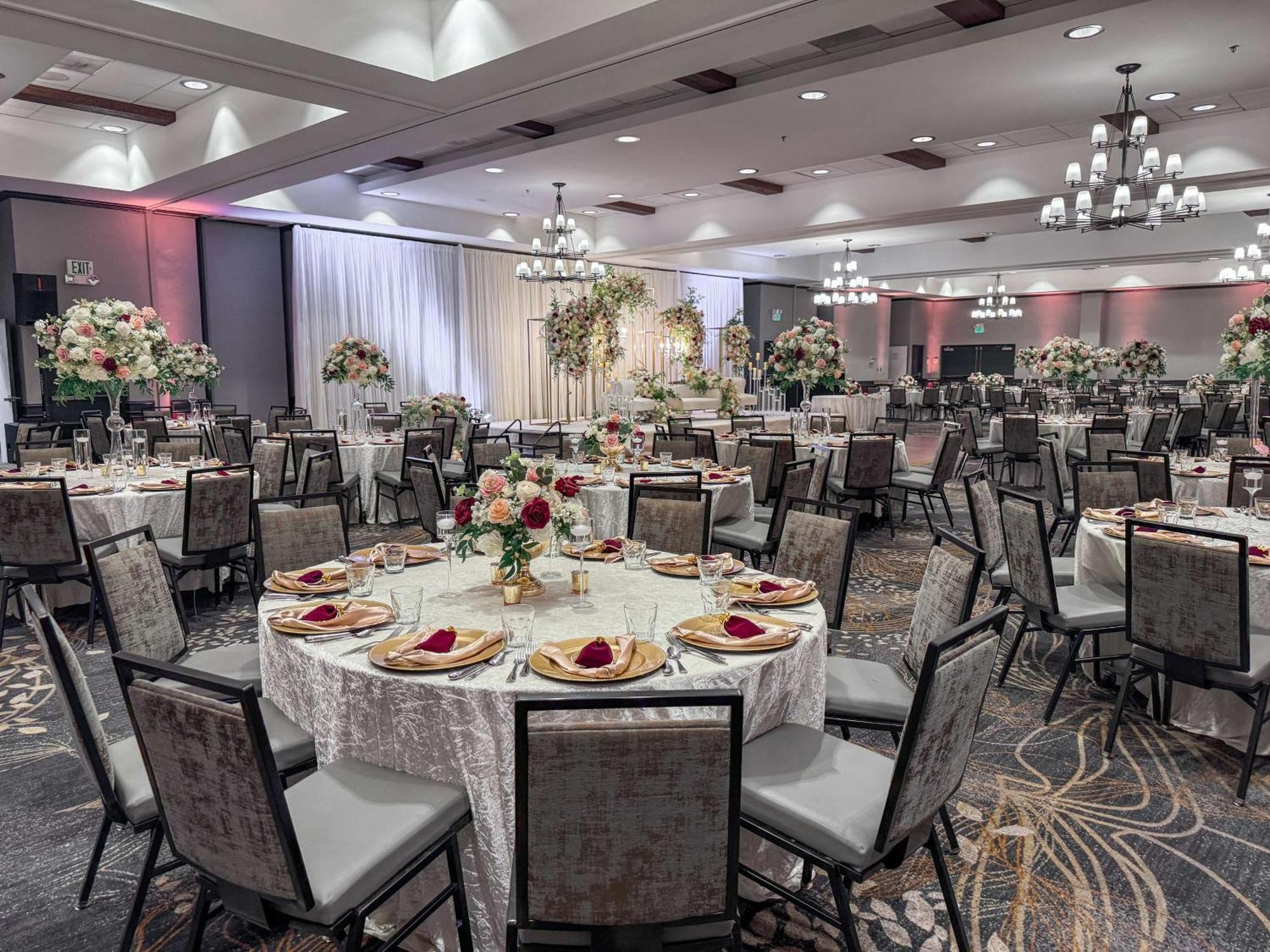 Hilton Sacramento Arden West Hotel Екстериор снимка