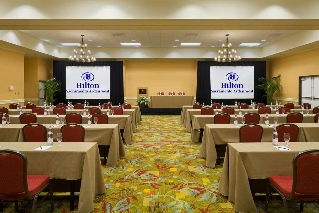 Hilton Sacramento Arden West Hotel Съоръжения снимка